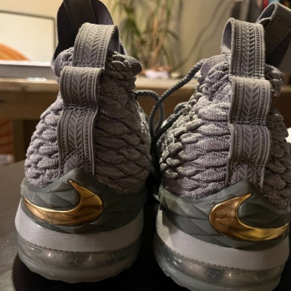 Nike Lebron 15 City Series - Picture 2 of 7